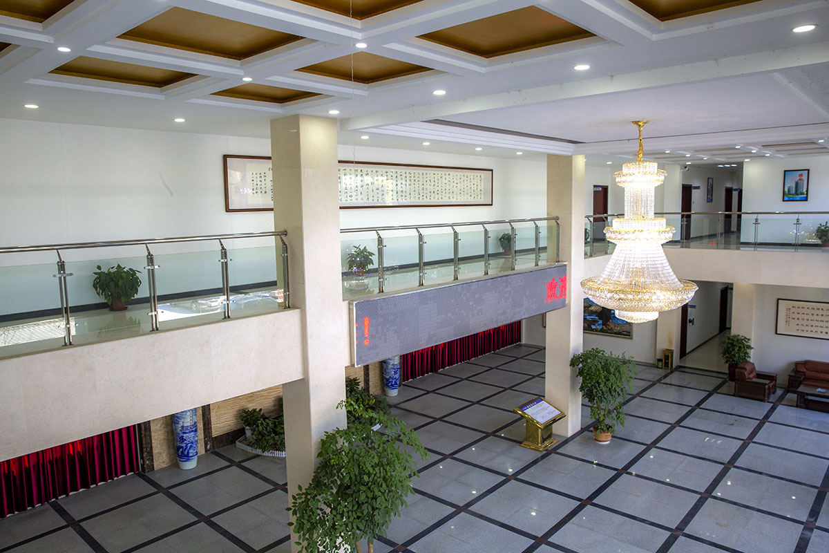 集团总部大厅二楼